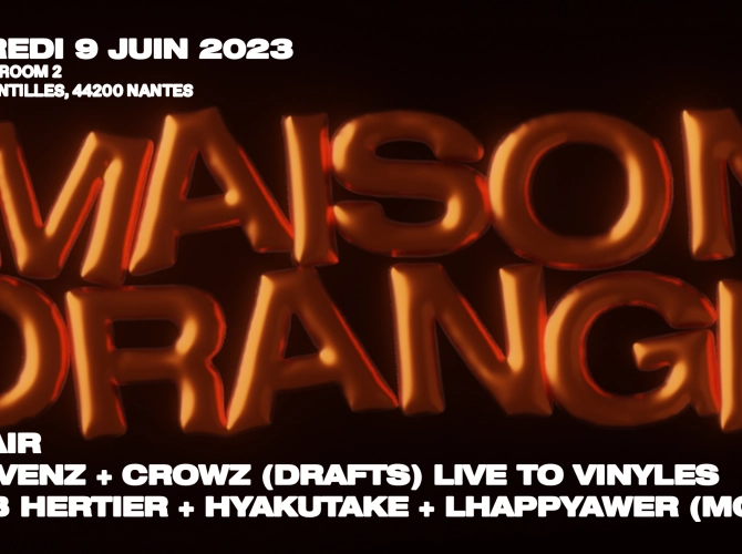 Maison Orange au Warehouse Room 2