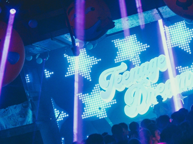 Teenage Dream - Flower Power !