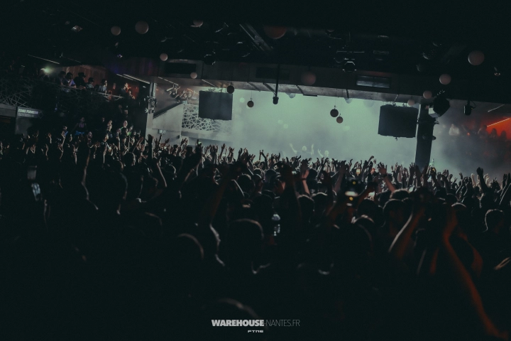 Rave In Da Club